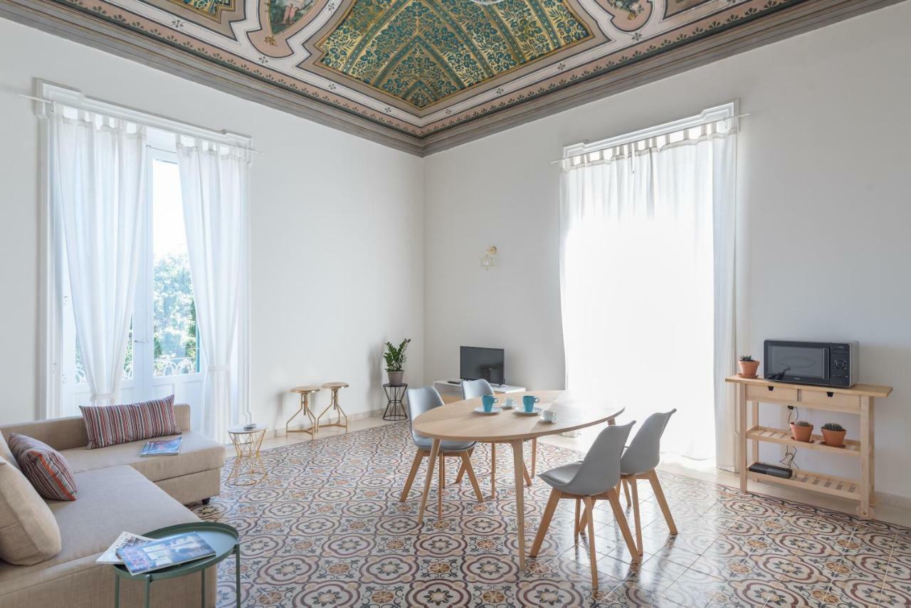 Darsena Apartments By Wonderful Italy Сиракузы Экстерьер фото