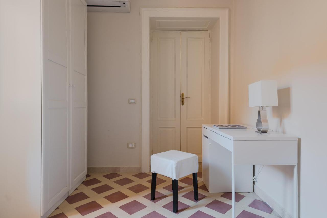 Darsena Apartments By Wonderful Italy Сиракузы Экстерьер фото